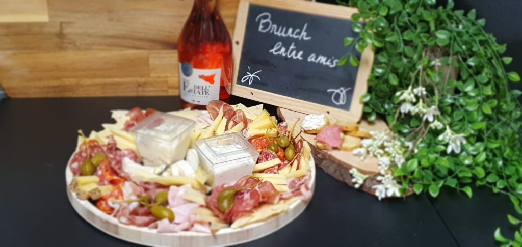 Fromagerie-BSF-plateau-charcuterie-fromages-brunch